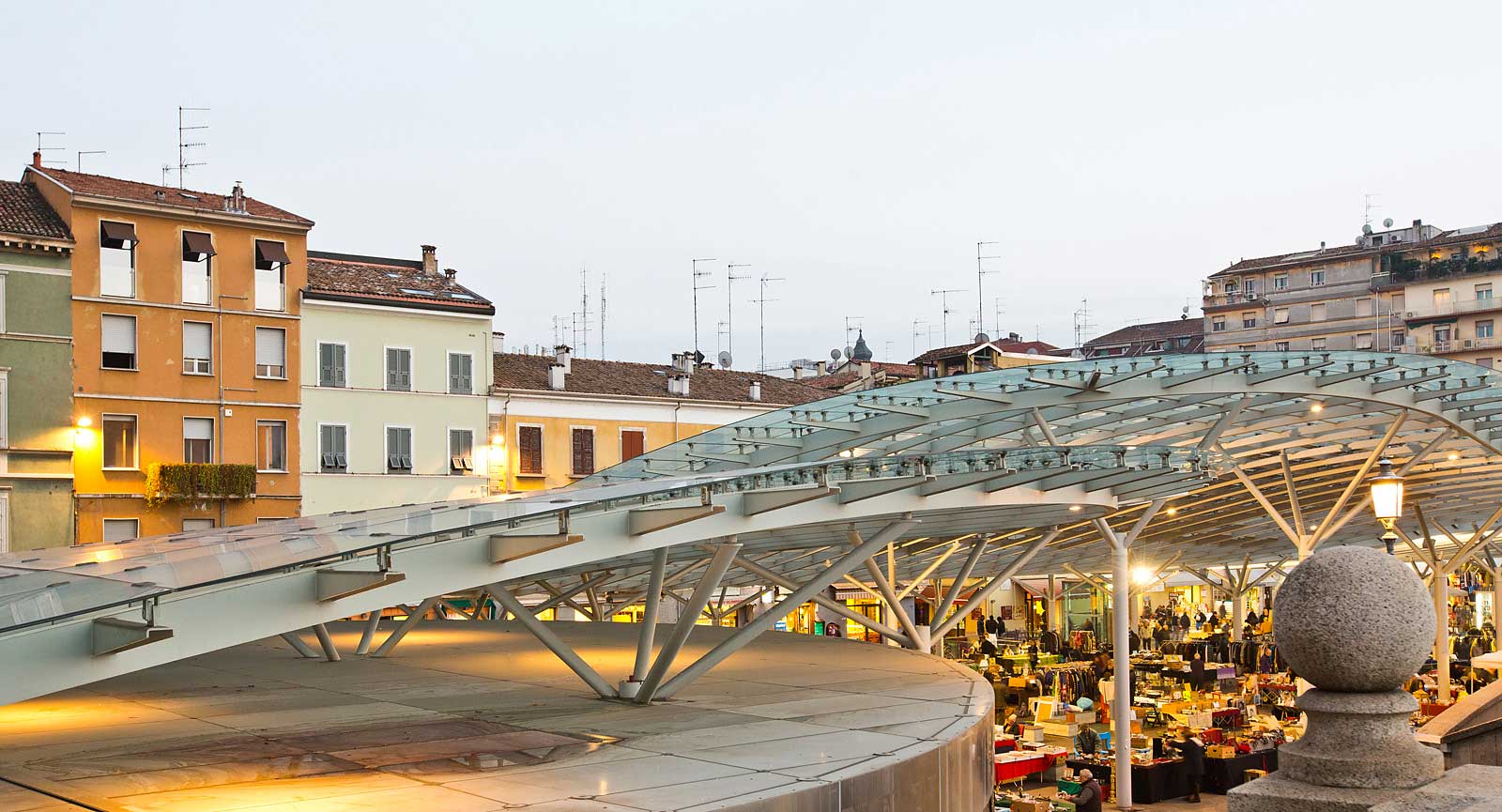 Panoramica Piazza Ghiaia